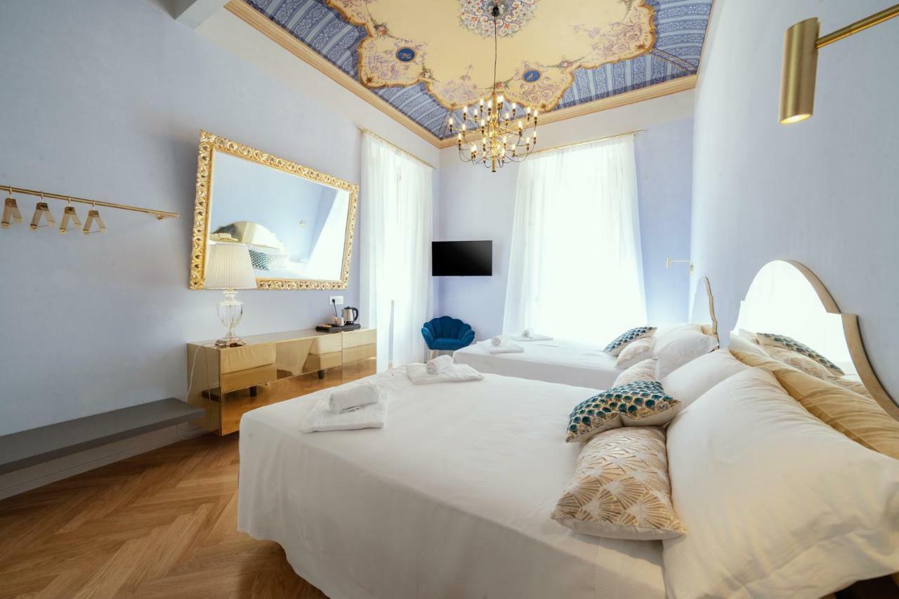 Palazzo Dei Grifoni - Luxury Suites - San Benedetto del Tronto Luaran gambar