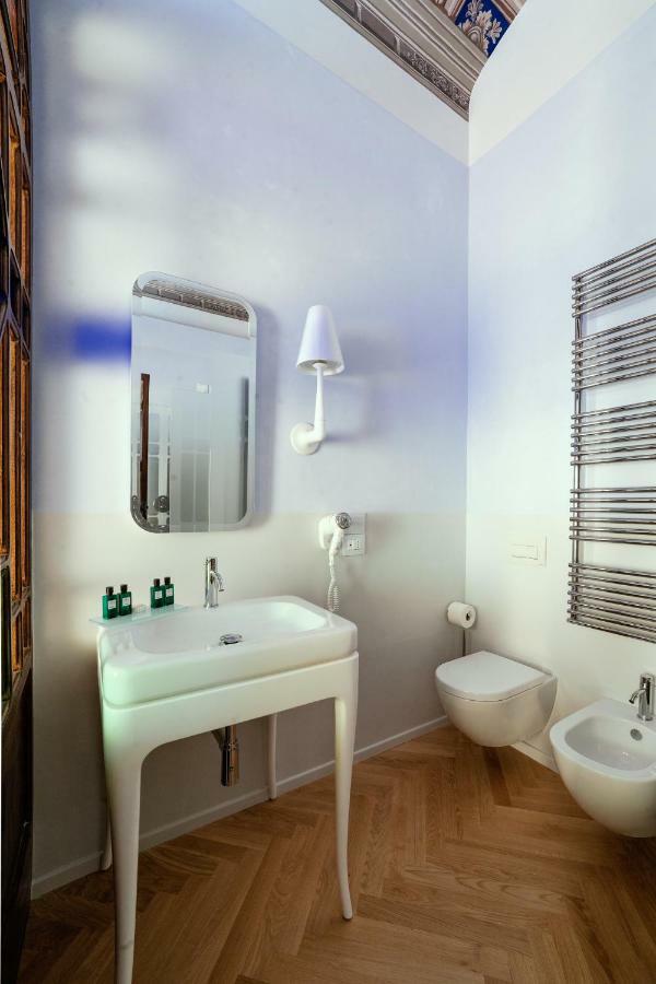 Palazzo Dei Grifoni - Luxury Suites - San Benedetto del Tronto Luaran gambar