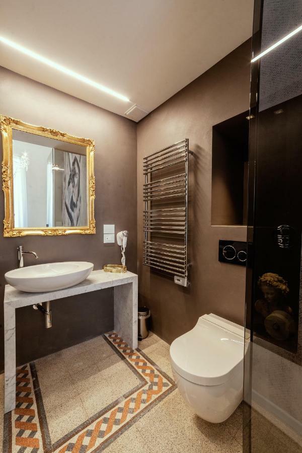 Palazzo Dei Grifoni - Luxury Suites - San Benedetto del Tronto Luaran gambar