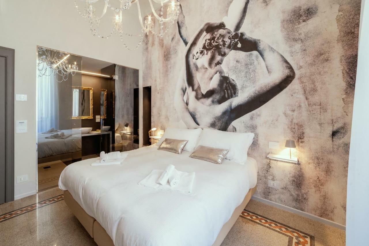 Palazzo Dei Grifoni - Luxury Suites - San Benedetto del Tronto Luaran gambar