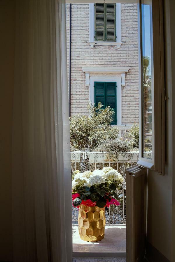 Palazzo Dei Grifoni - Luxury Suites - San Benedetto del Tronto Luaran gambar